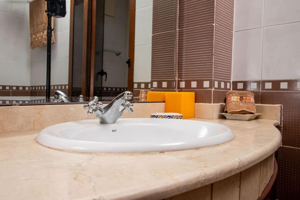 Spacious Beachview Marina - Families Only Appartement Agadir